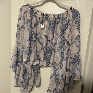 Women’s SHEER snakeskin crop top